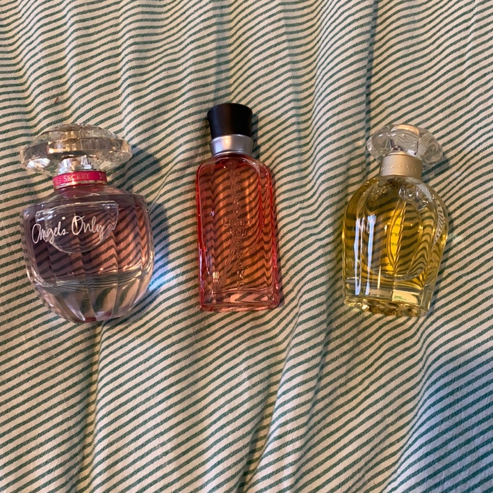 Perfume- Victoria’s Secret, Lucky, Delaurenta